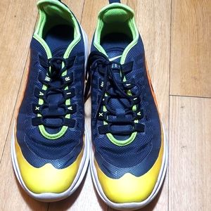 Nike Max Air shoes sz 7y